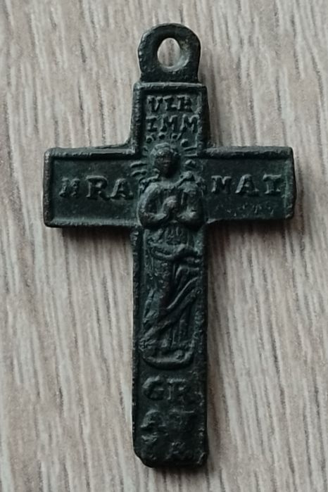 Medalik 2 szt + krzyżyk dewocjonalia stare polskie (34)