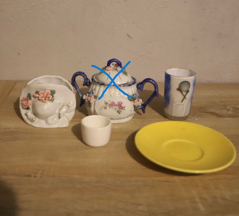 Porcelain decorative items64585328981761120