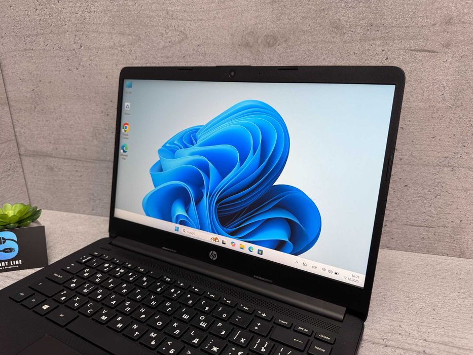 Мультимедійний ноутбук Hp 14-cf/i3-1005G1/256gb ssd/14"/8gb ddr4