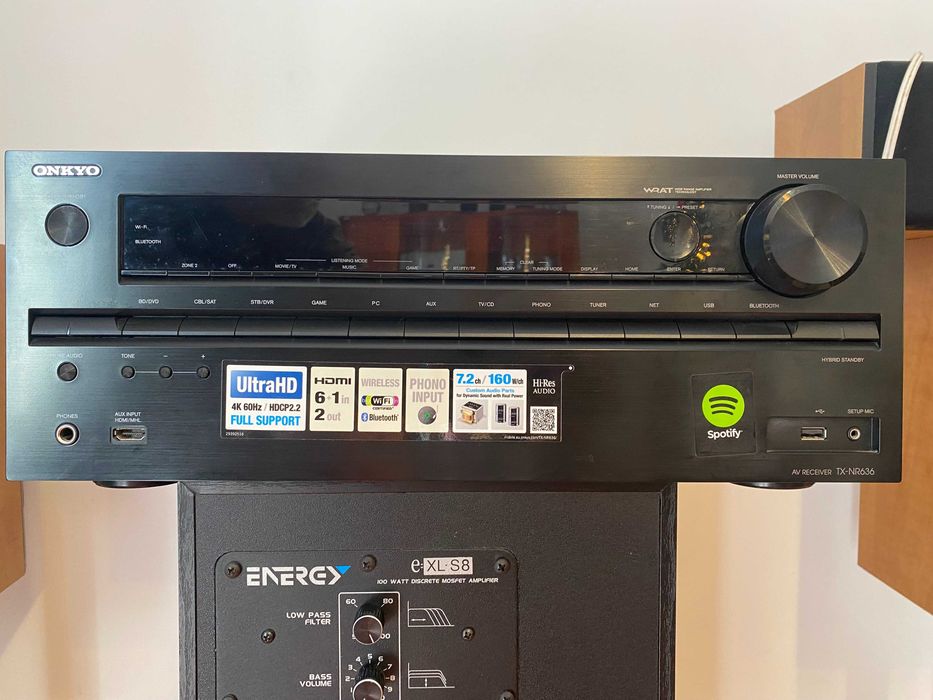 Amplificador / Home Cinema 7.2 ONKYO Av Receiver TX-NR636