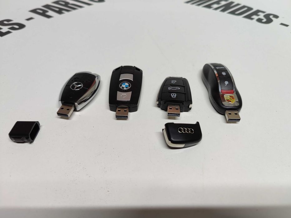 Pen USB 32G BMW Mercedes Audi Porche