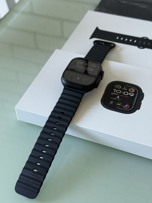 Apple Watch Ultra 2 49 mm Black Titanium Case