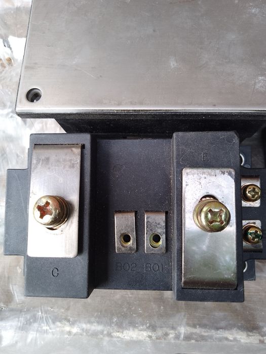 Транзисторы разные есть очень мощные