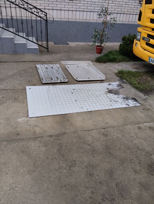 Алюмінієва площадка Сканії та Даф