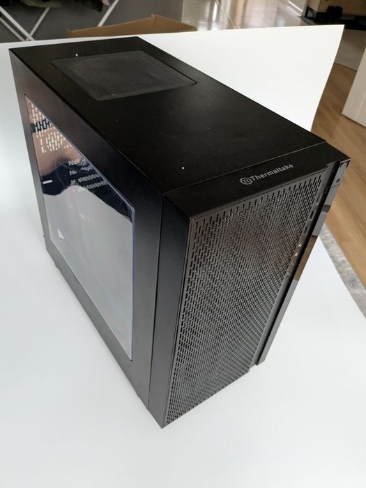 Obudowa Thermaltake Versa H18 Window