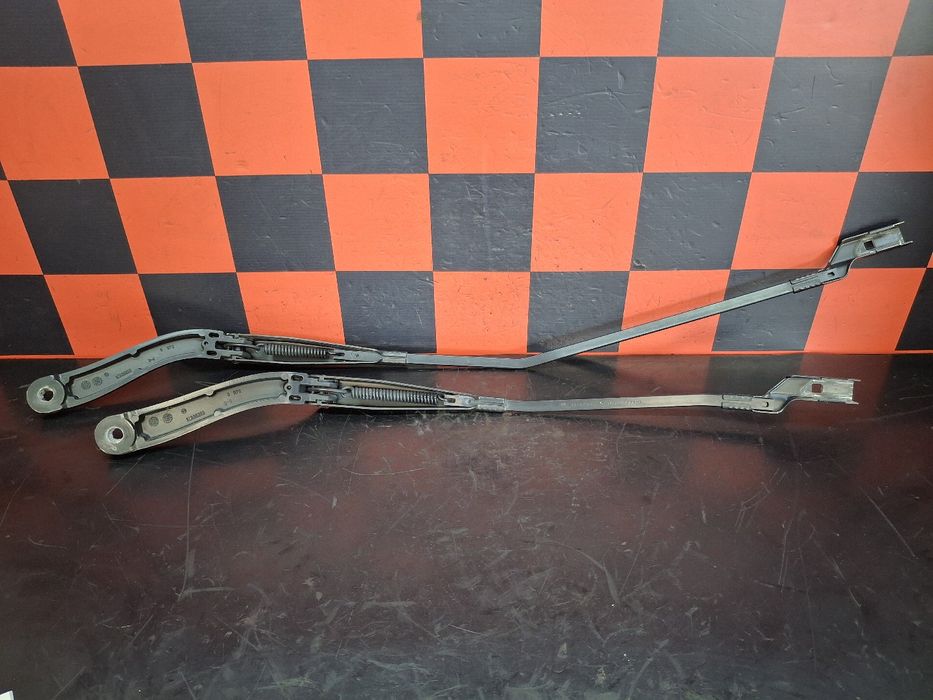 Haste / braço de escova limpa vidros frente direita FIAT Talento Chass