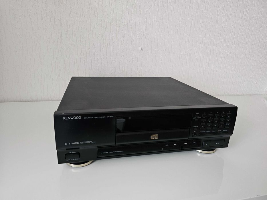 Odtwarzacz CD Kenwood DP 940