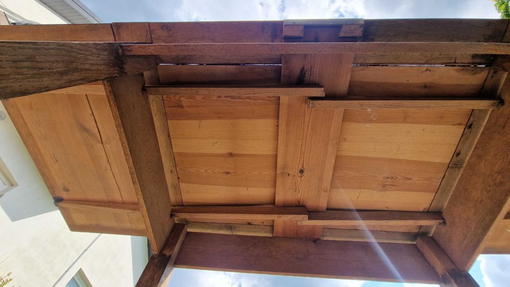 Cały zestaw przedwojennych rzeźbionych mebli