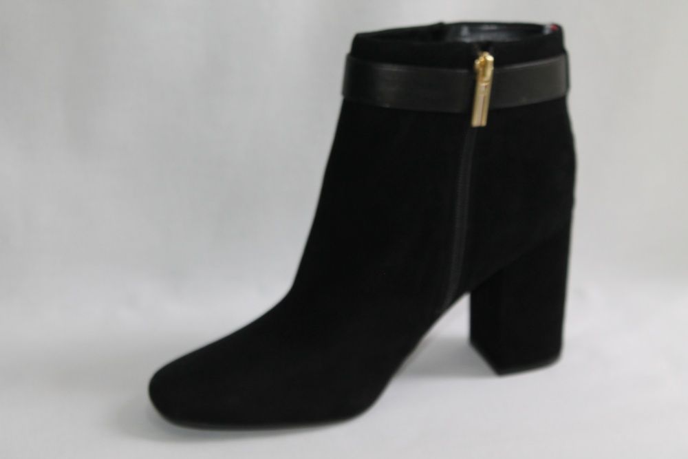 Демісезонні TOMMY HILFIGER Carlyle-US-9,5-EUR-40-40,5-устіл-26-26,5см