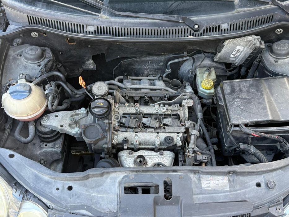VW Polo 9N 1.2 Gasolina Ano 2003 Para Peças