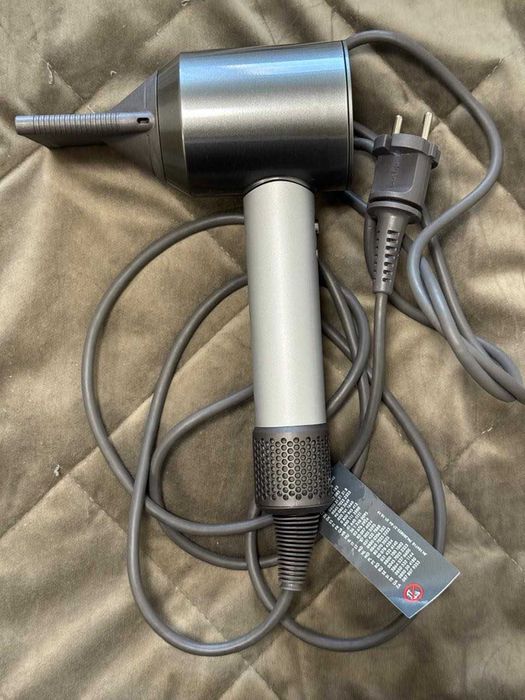 Фен Dyson Supersonic HD 11 Pro