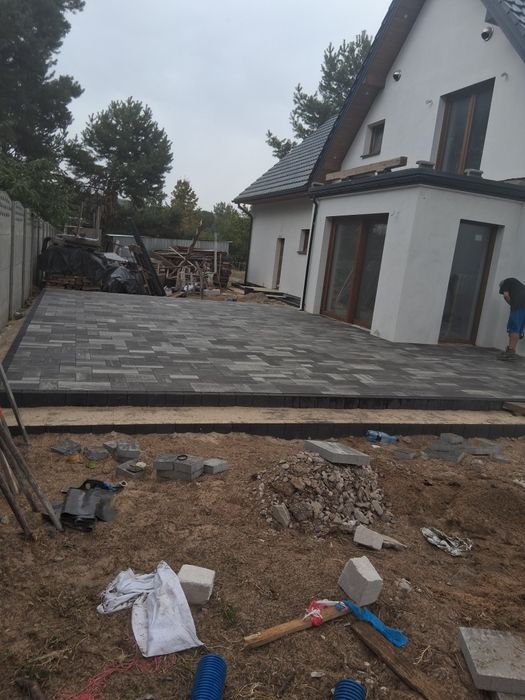 Układana kostki brukowej