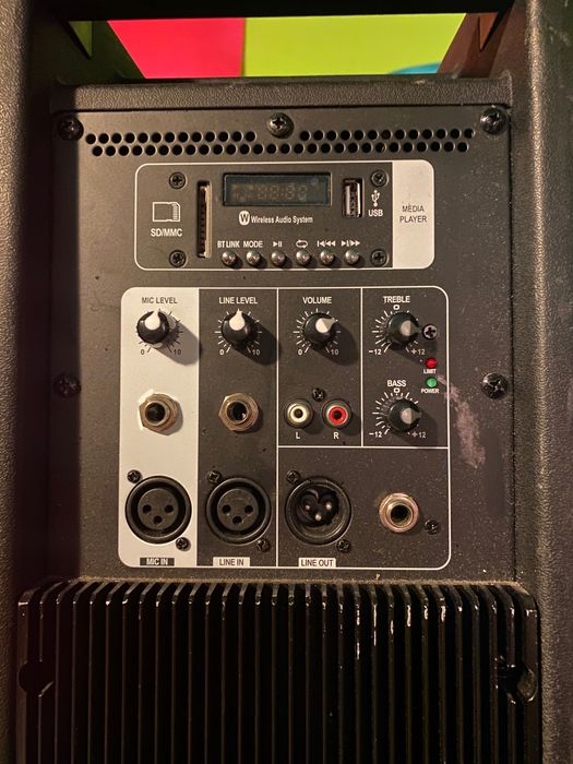 Conjunto de som amplificado