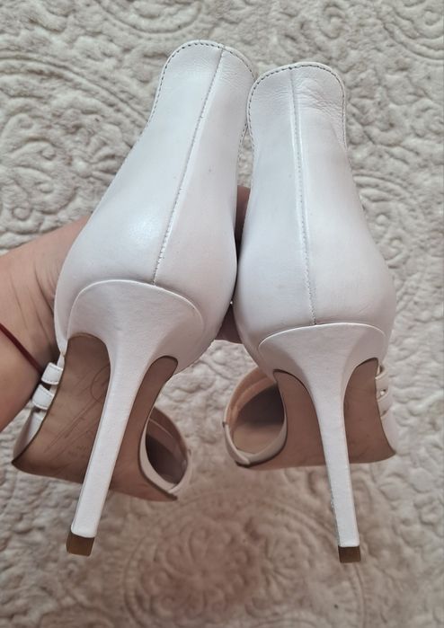 Szpilki białe weselne ślubne Zign skóra 39