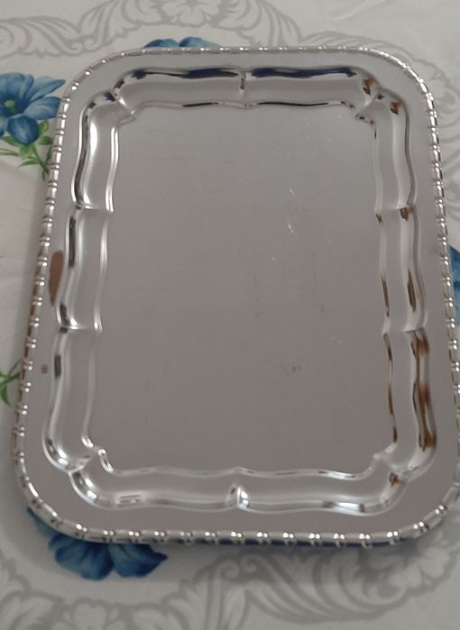 Tabuleiro rectangular prateado
