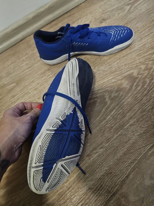 Męskie buty typu halówki