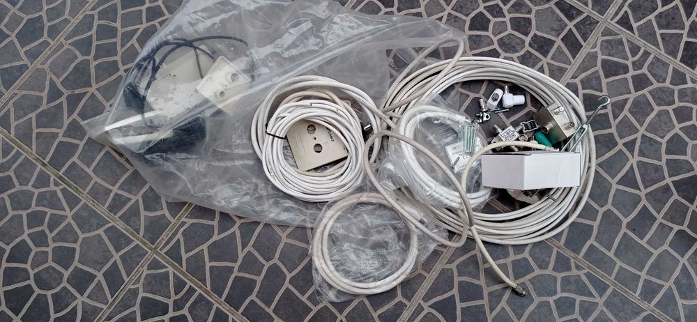 Acessórios para montagem de TV cabo64172201191043121