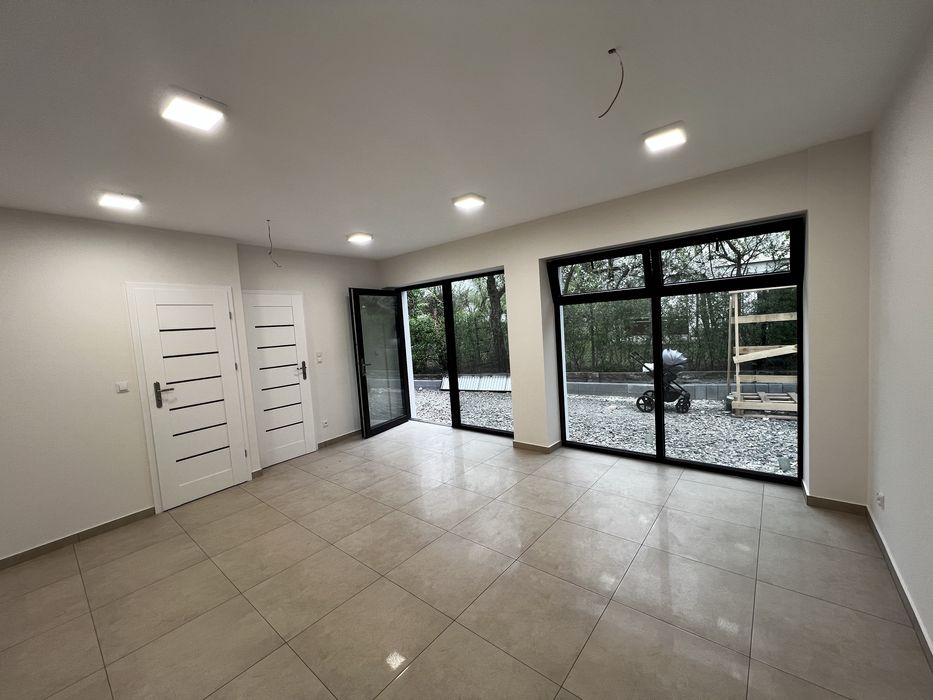 Wynajmę lokal użytkowy w centrum Iwkowej o powierzchni 27,35 m2