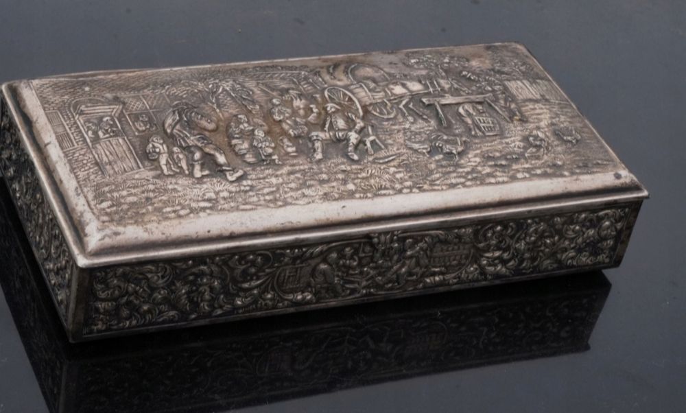 Szkatułka na biżuterię