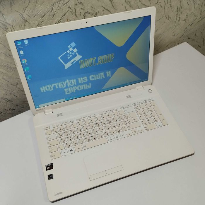 Ноутбук Toshiba C70D-B | 17.3 | 4 ядра AMD A8 | видео 1гб | 8/128 SSD