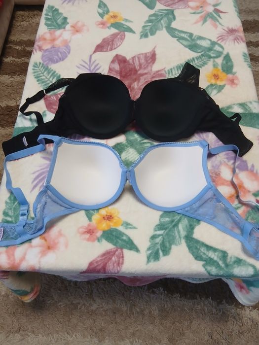 Biustonosze 2 szt 80C