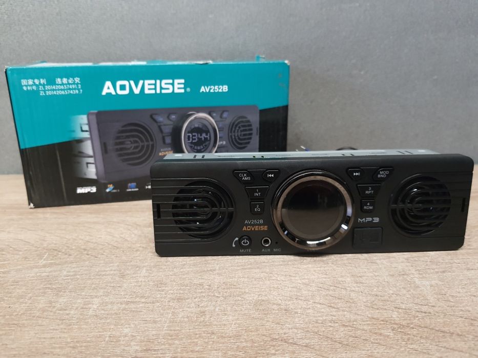 Radio z głośnikami, samochód koparka ciągnik z Bluetooth, USB, AUX