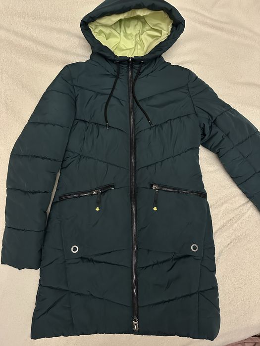 Жіночий верхній одяг