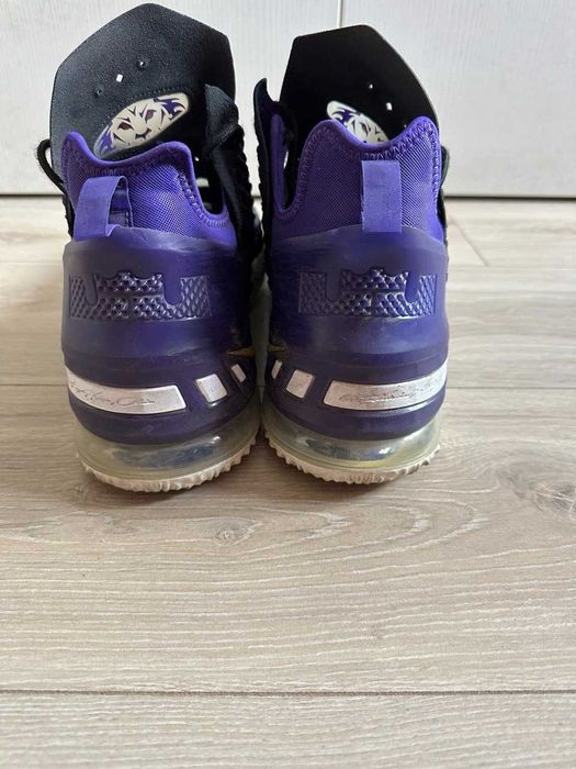 Кросівки Nike Lebron 18 black violet