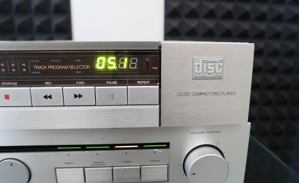 Редкий коллекционный проигрыватель Phillips CD202 Япония