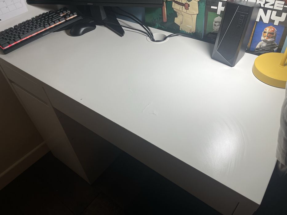 Ikea Micke biurko białe stan  dobry