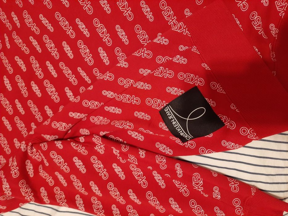 Oryginalna  bluza , sweterek Calvin Klein  rozm.s