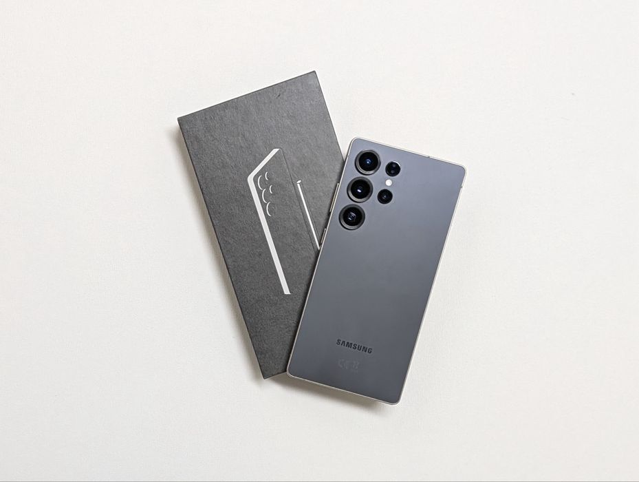 Samsung Galaxy S25 Ultra - 12/256Gb - Preto