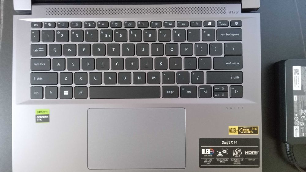 Acer Swift X 14 SFX14-72G – Ultra 7 155H / RTX 4060 / 32GB / OLED