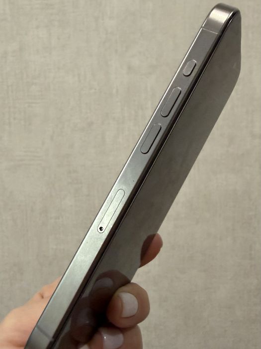 IPohone 15 pro 512 g