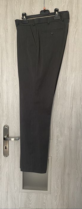 Garnitur męski Angelo Litrico Slim Fit r. M