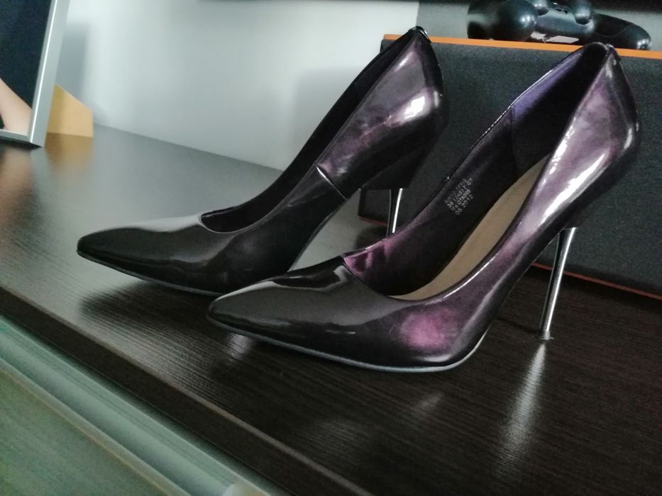 Szpilki rozm 38 Idealne