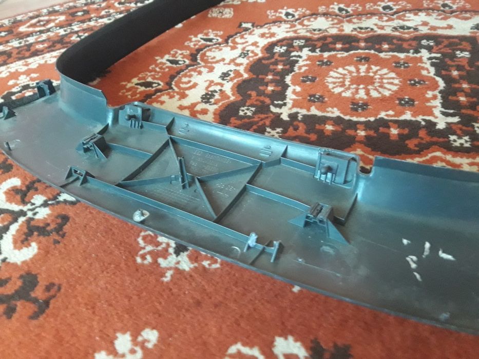 Audi TT n8 панель ляди,пластік 1000грн