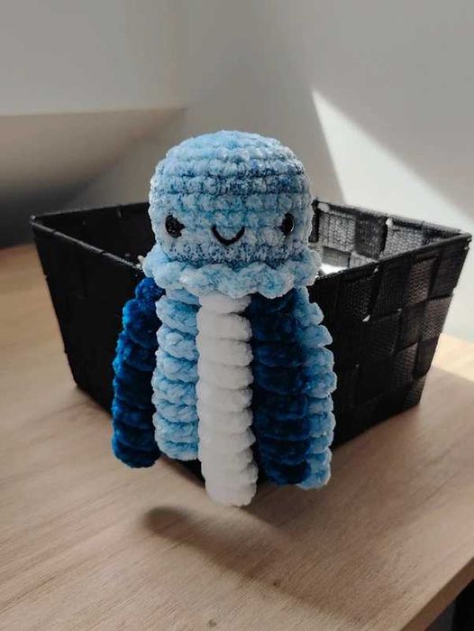 Jellyfish | Medusa Azul em Crochet | Amigurumi