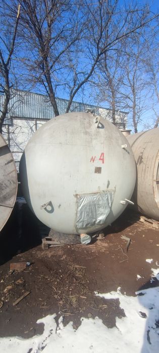 Ємність,бочка,ёмкость эмалированная (зелёная эмаль)20м. куб