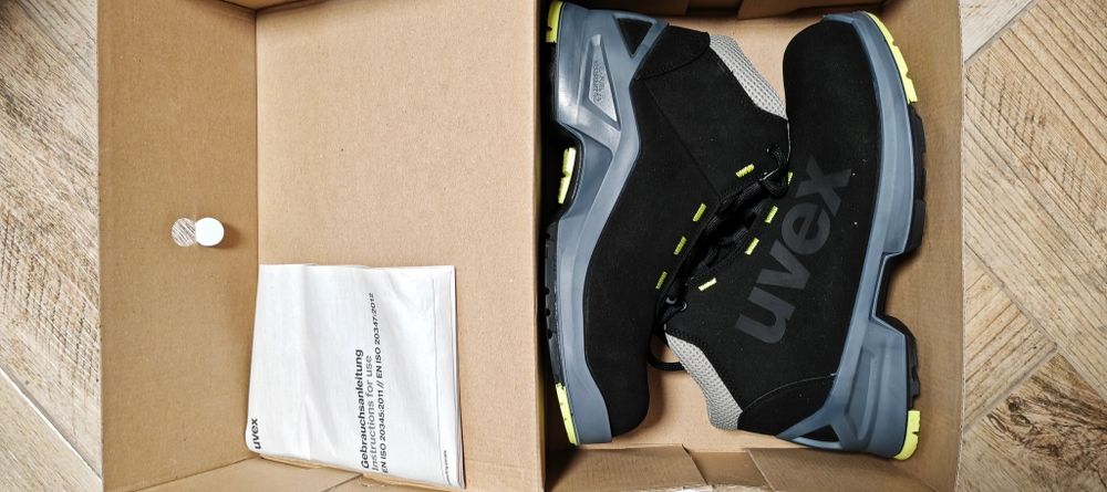 Buty robocze UVEX 85458, rozmiar 42