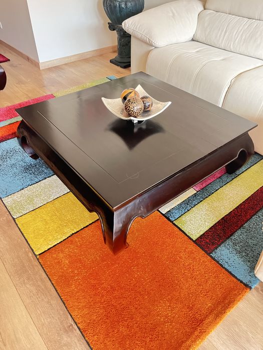 Mesa centro em madeira