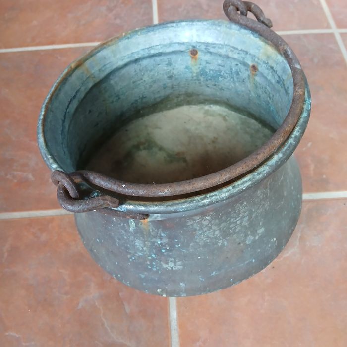 Panelas em cobre antigas