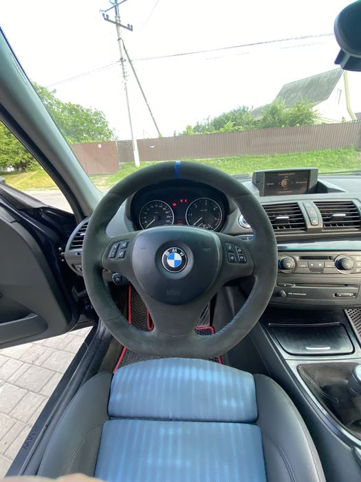 Продам BMW 120D