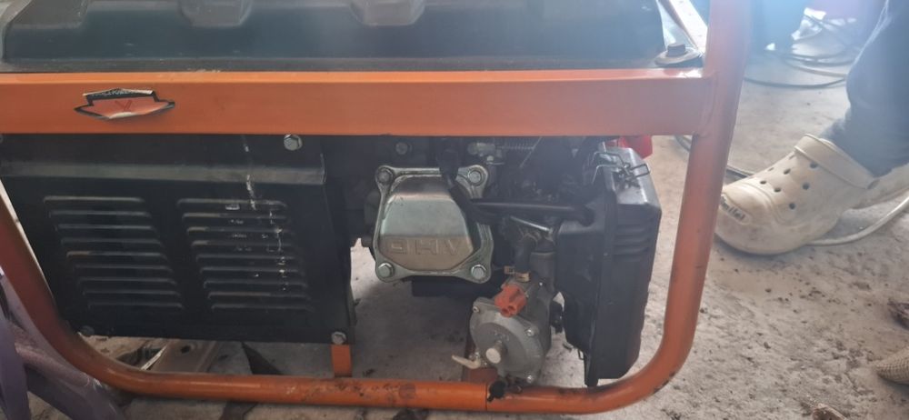 Генератор  на запчасти