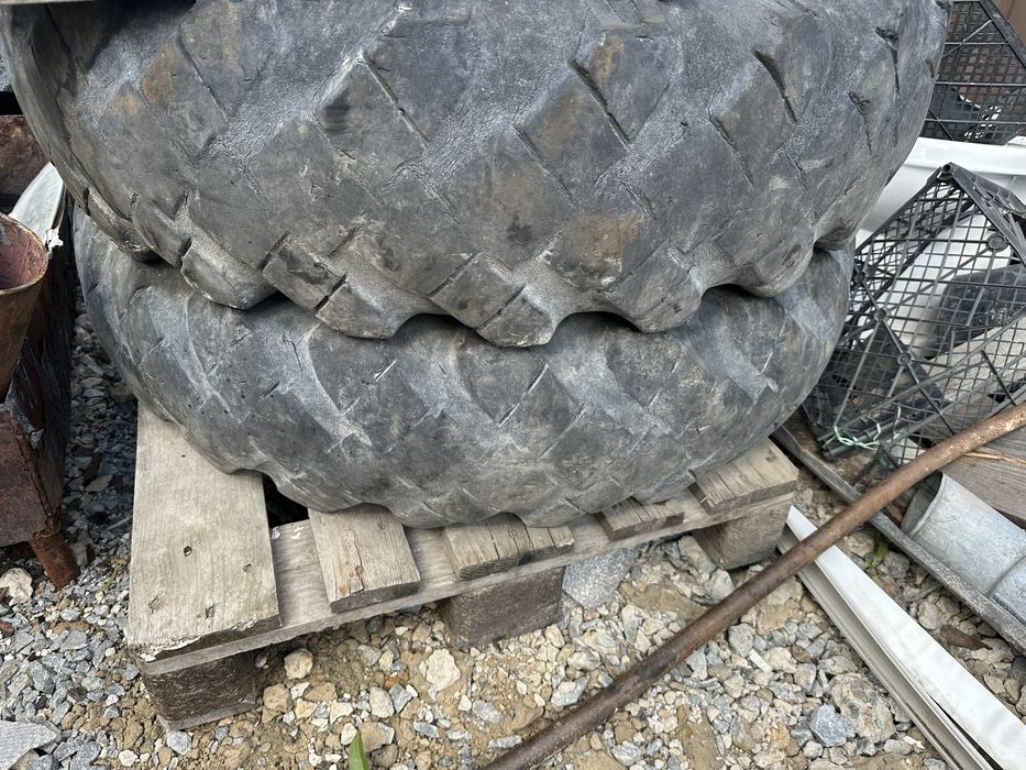 Зіл 131 12.00 r20