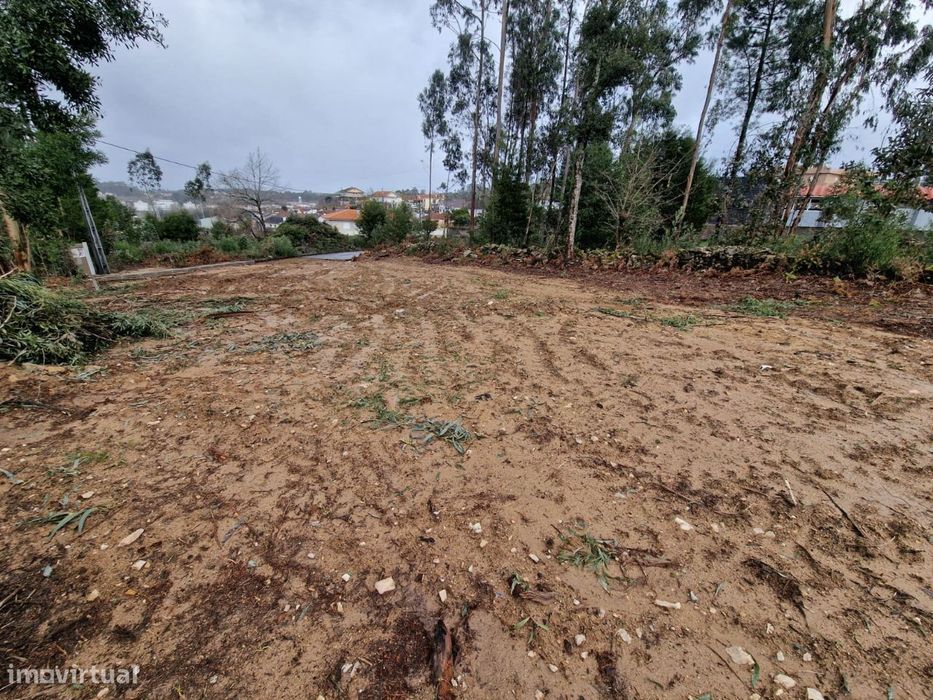 Fantastico Terreno em Lobão