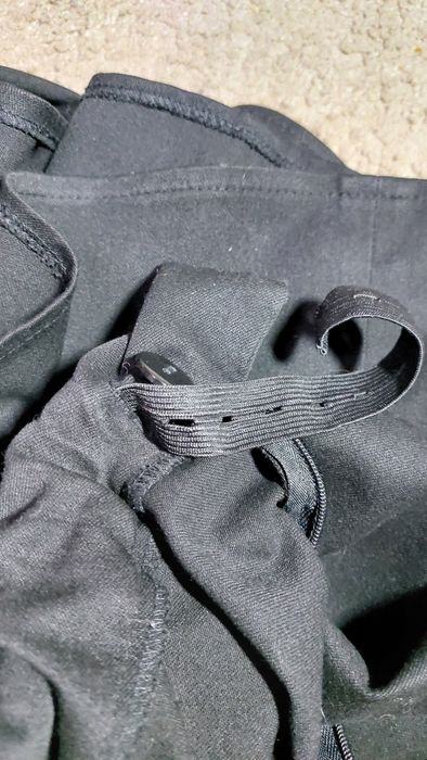 Школьная черная юбка Viani. Размер 158-164, на 13-14 лет.