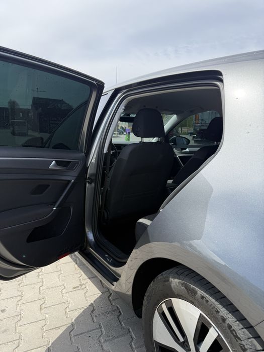 volkswagen e-golf 2018