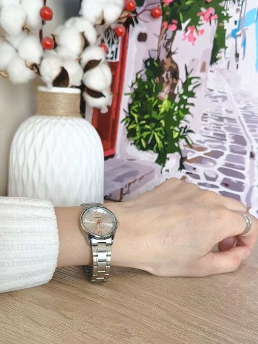 Оригінальний жіночий годинник  Casio Timeless Collection LTP-V005D-7B2 ОРИГІНАЛ