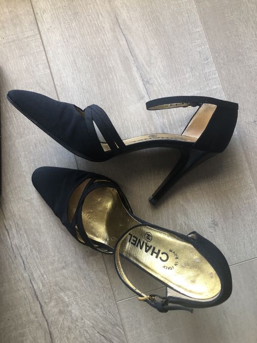 Sapatos Chanel vintage